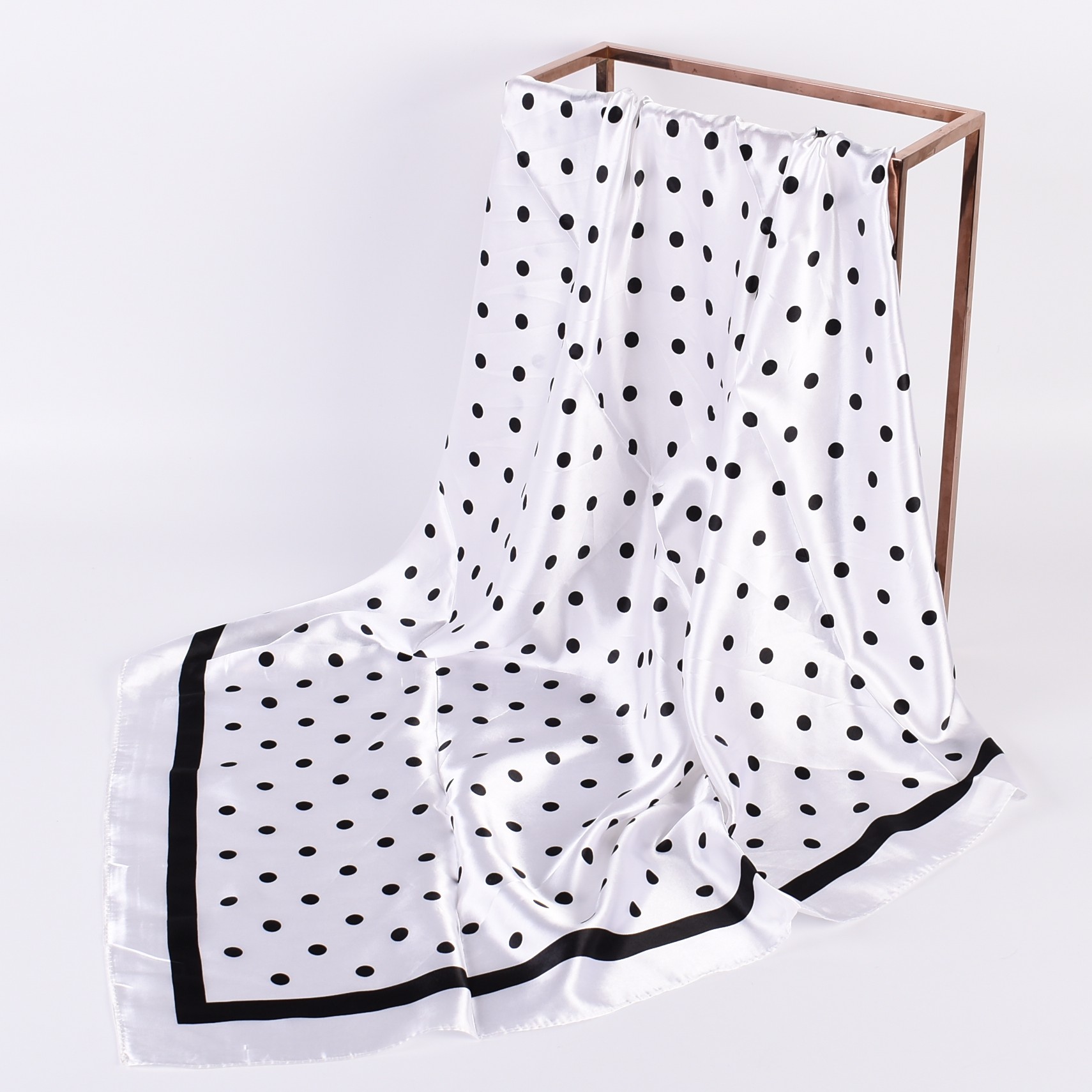 Summer new fashionable tempera - Scarf Silk Square recension och pris